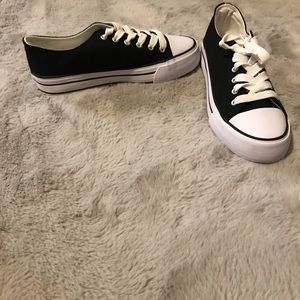 Forever 21 platform tennis shoes